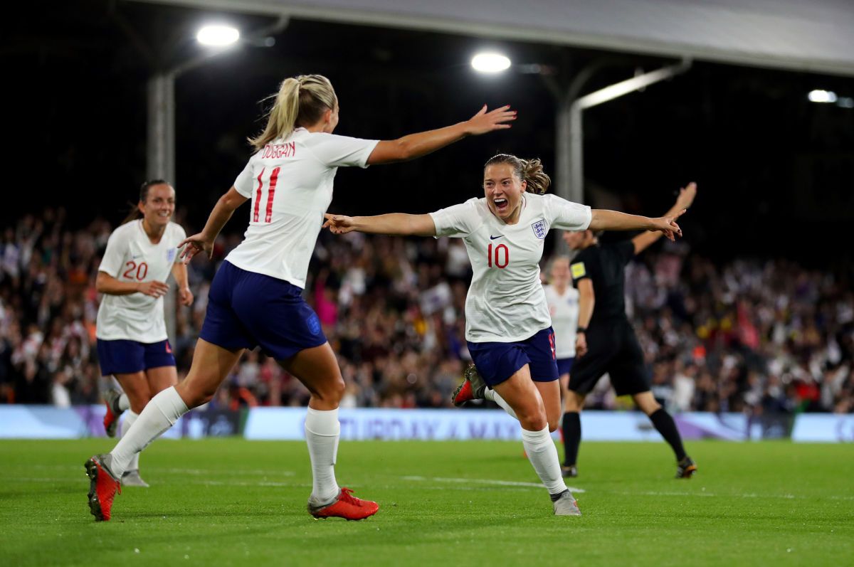 england-women-v-australia-women-international-friendly-5c9dff186d3df8a0b1000003.jpg