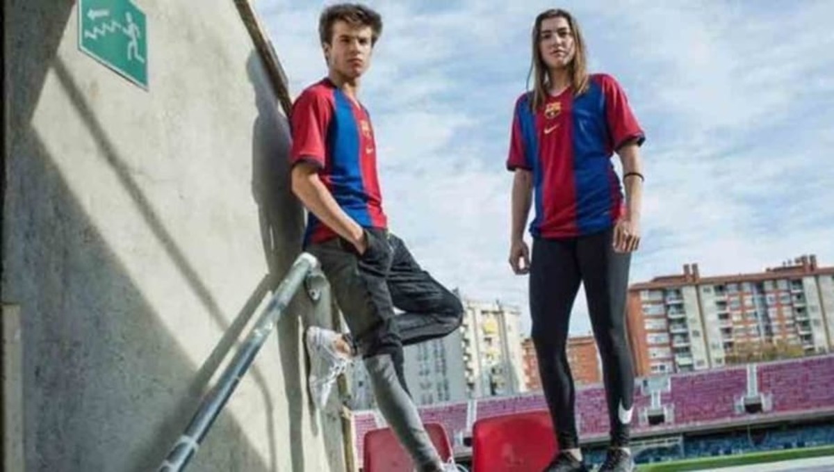 Riqui luce la nueva camiseta del Barcelona - Sports Illustrated