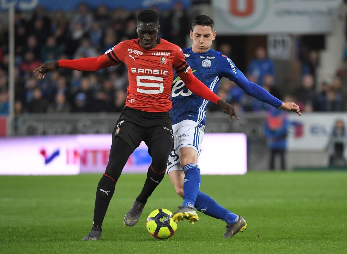 fbl-fra-ligue1-strasbourg-rennes-5d3f322bc34e277d43000001.jpg