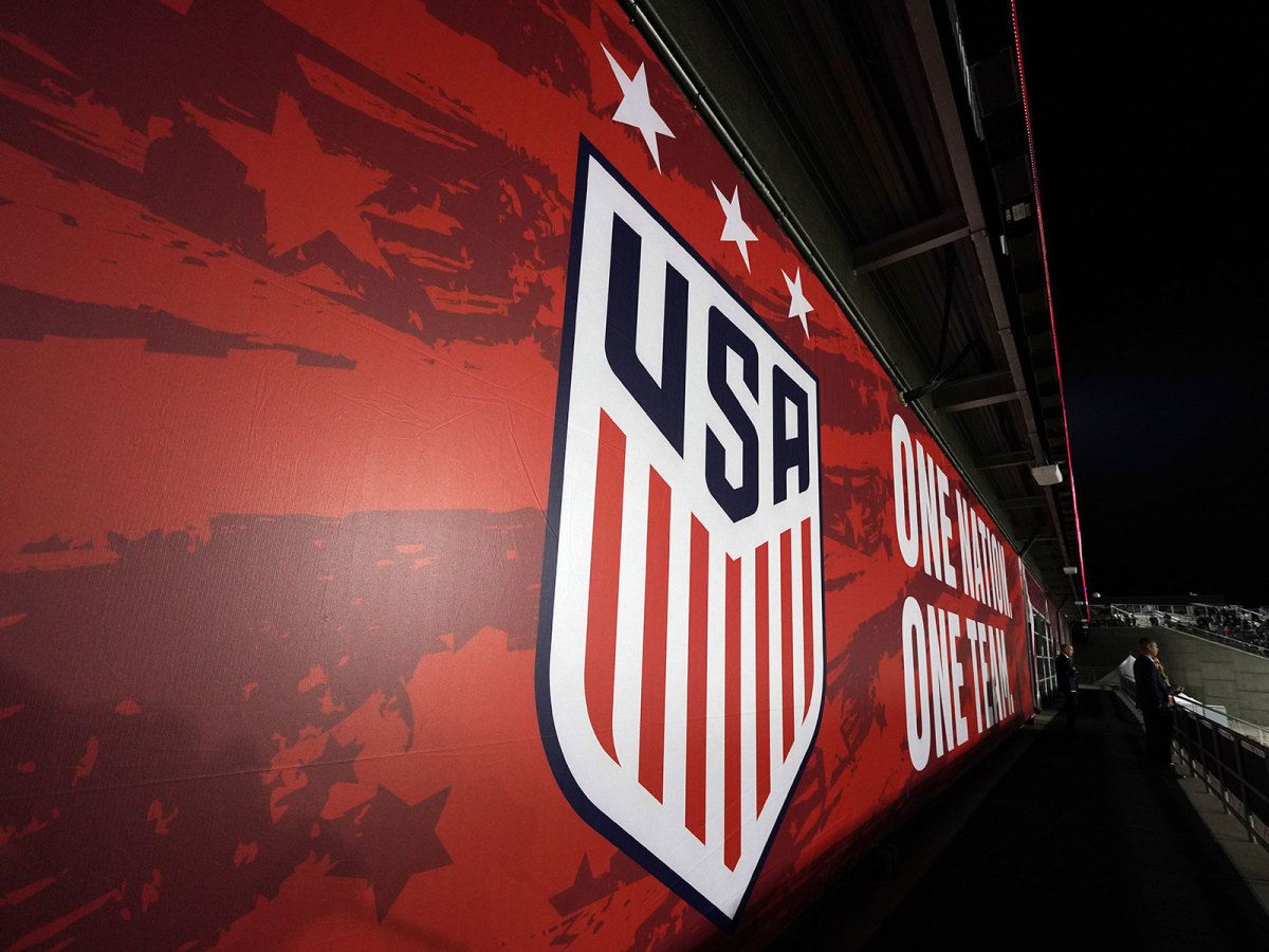 us-soccer-logo-ceo.jpg