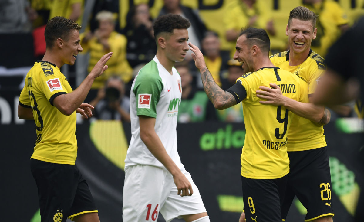 fbl-ger-bundesliga-dortmund-augsburg-5d5d6d2422daf418f6000001.jpg