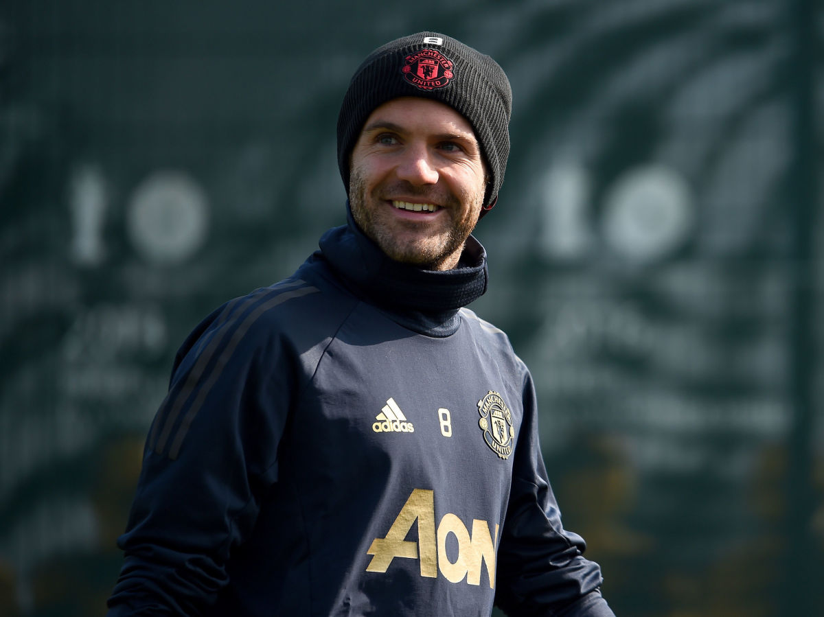 manchester-united-training-session-5d25b6fde1a4d48659000001.jpg