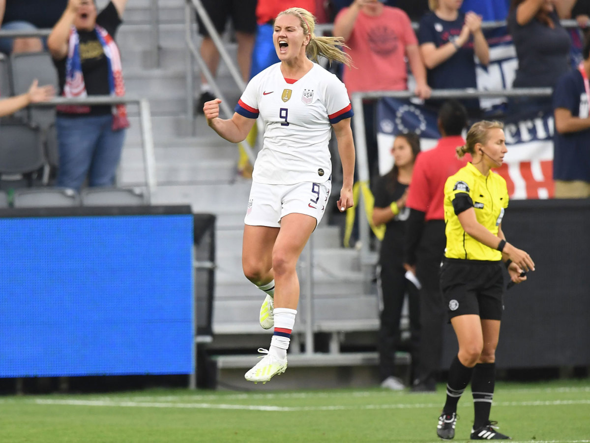 lindsey-horan-uswnt-midfielders.jpg