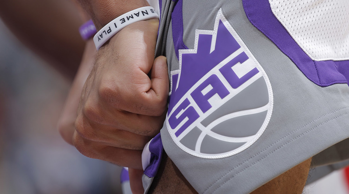 sacramento-kings-shorts-lead.jpg