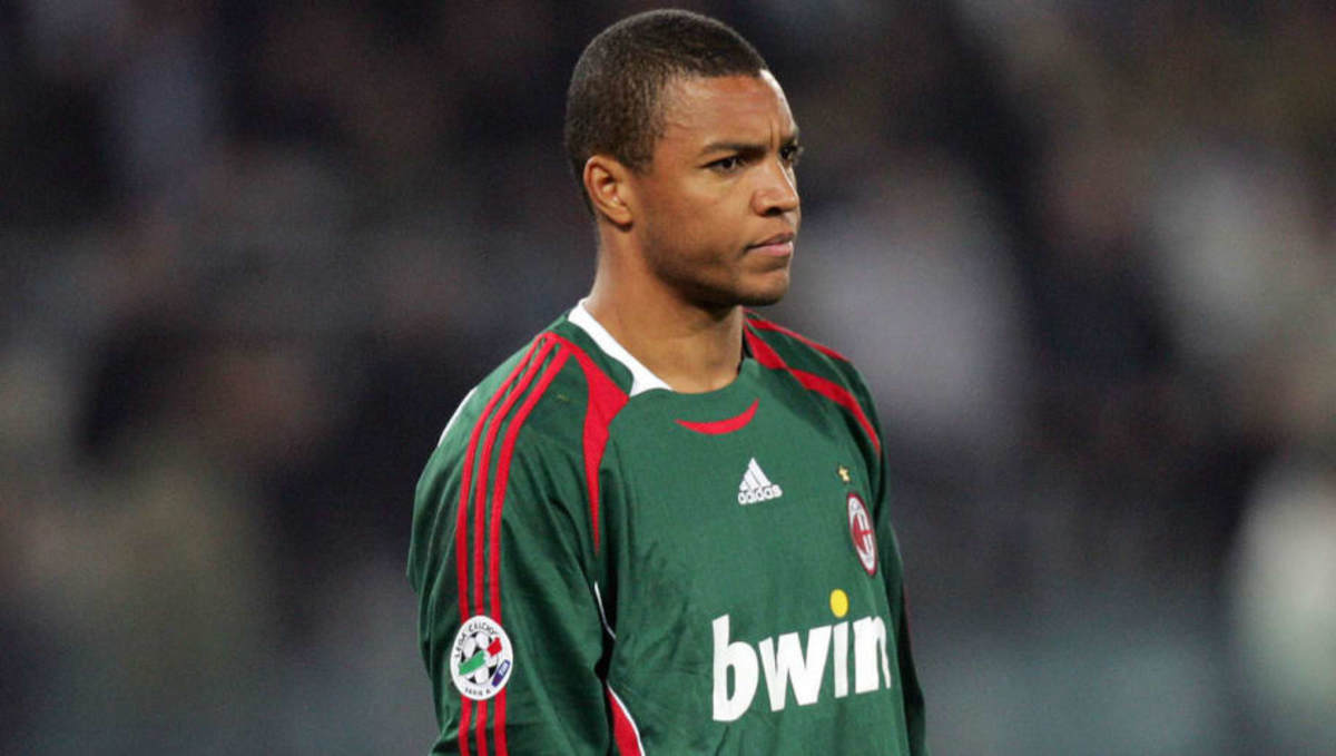AC Milan Roll the Years With Appointment of Dida Under-17 Goalkeeper - Sports Illustrated