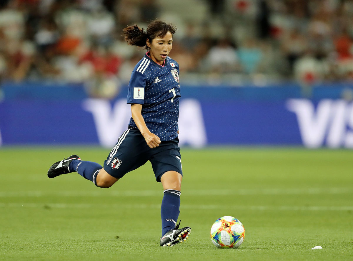 japan-v-england-group-d-2019-fifa-women-s-world-cup-france-5d11366491de10efc3000001.jpg