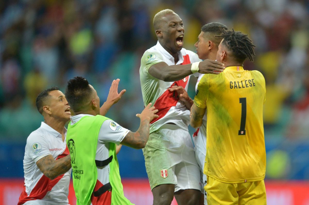 fbl-copa-america-2019-uru-per-5d18a7c0aca449153b000001.jpg