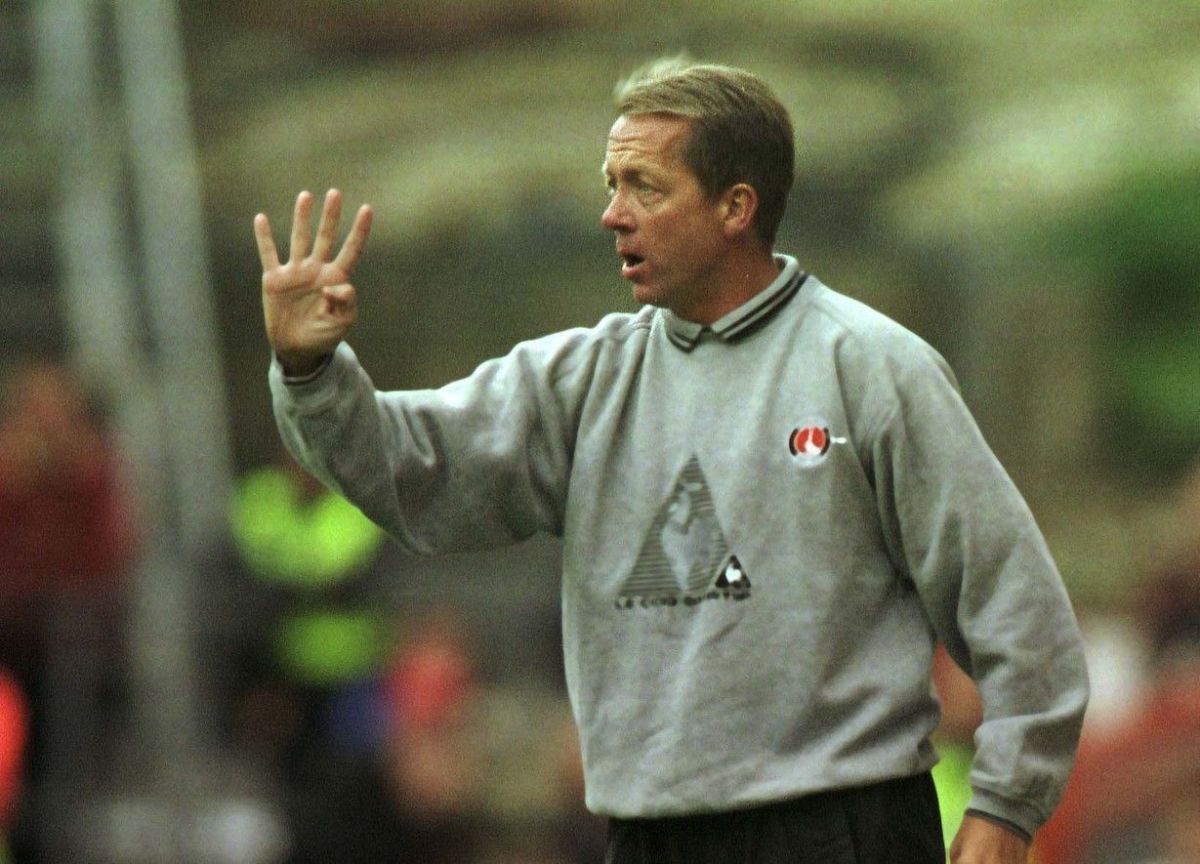 charlton-v-fulham-5c3f2e8300a9aaf321000001.jpg