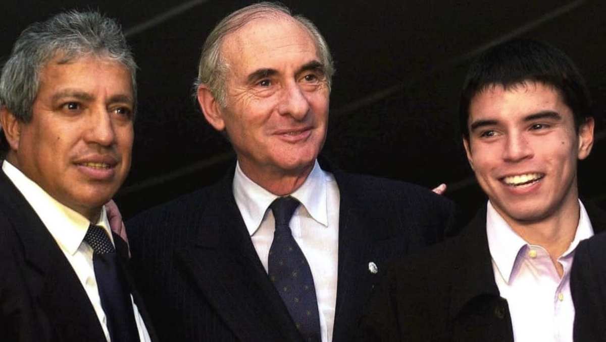 Murió el ex presidente Fernando de la Rúa su historia con el fútbol y