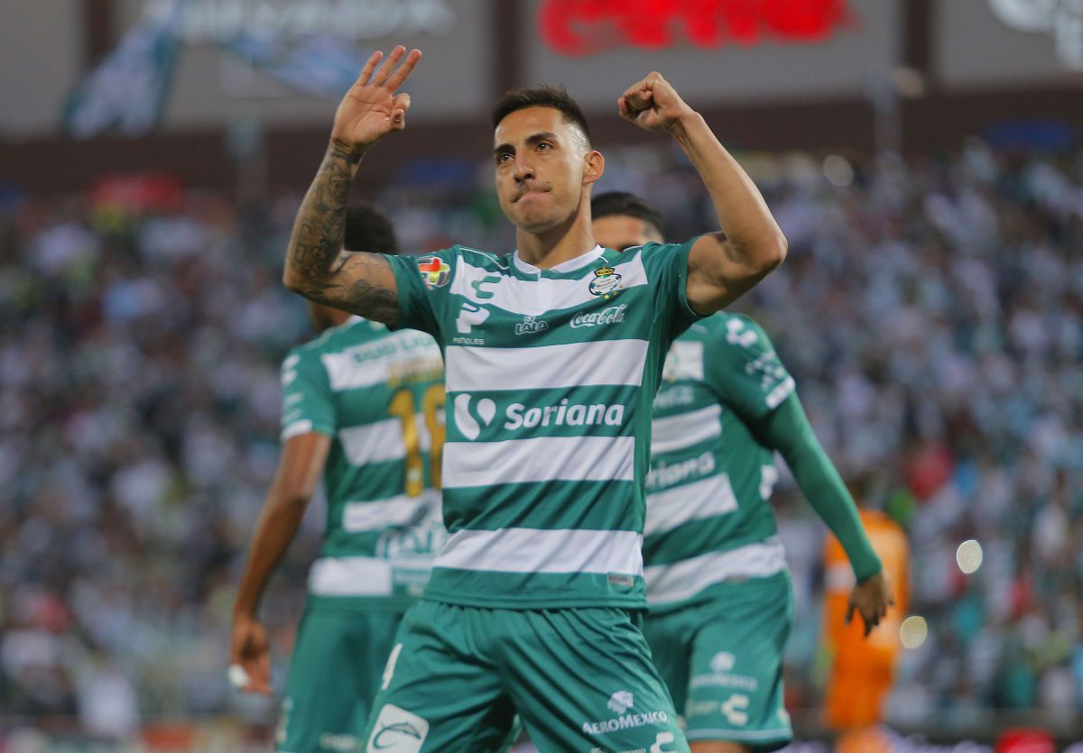 santos-laguna-v-toluca-torneo-clausura-2019-liga-mx-5c7359c7529416927f00002a.jpg