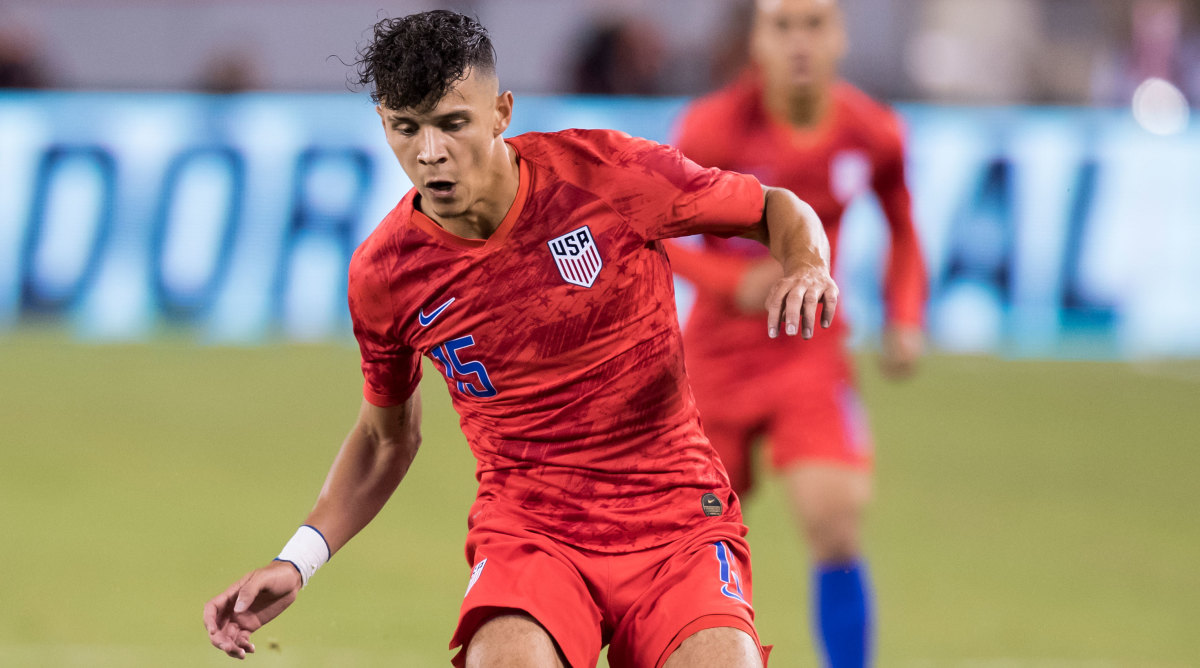 Alfredo Morales U.S midfielder diagnosed with strained right groin