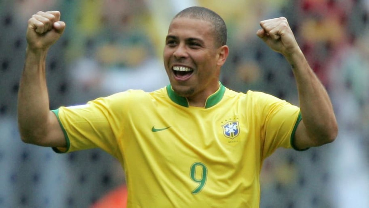 brazilian-forward-ronaldo-celebrates-aft-5d348d4a3bba5e21b1000013.jpg