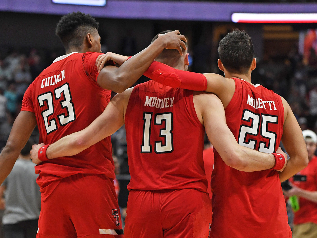 texas-tech-jarrett-culver-matt-mooney-inline.jpg