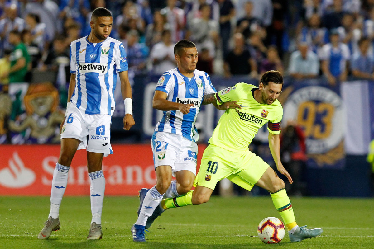cd-leganes-v-fc-barcelona-la-liga-5c405f3fc94e440daa000003.jpg