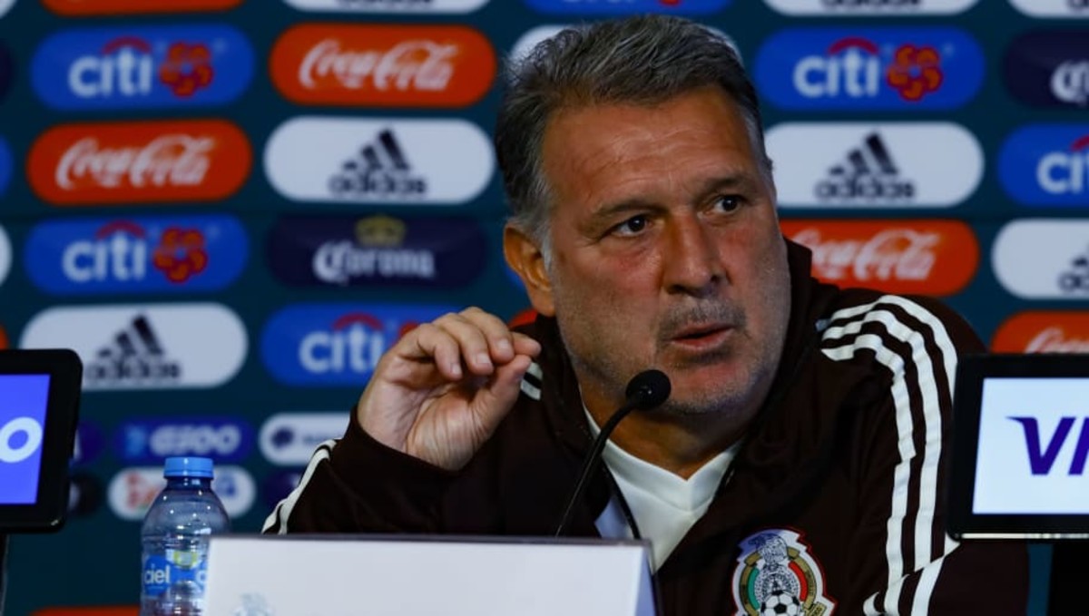 mexico-national-team-training-session-press-conference-5c94fcbfdcf8922bbd000004.jpg