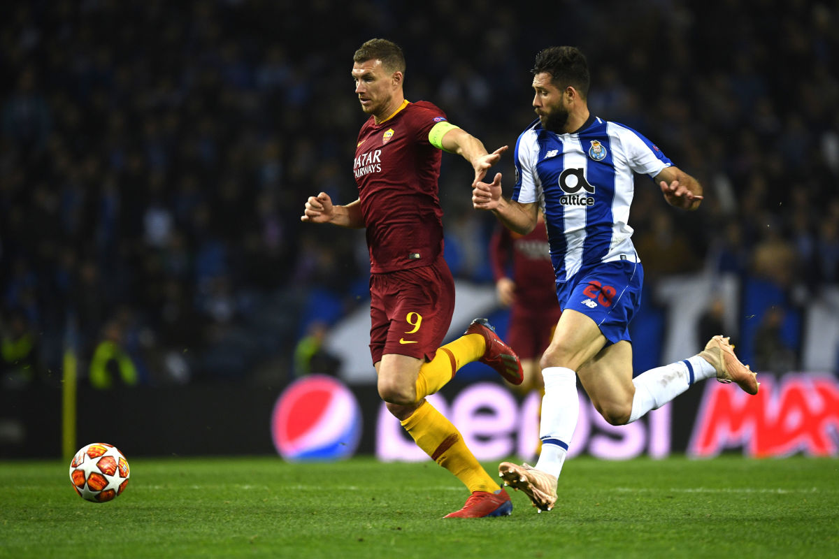 fc-porto-v-as-roma-uefa-champions-league-round-of-16-second-leg-5ced019289898bec06000001.jpg