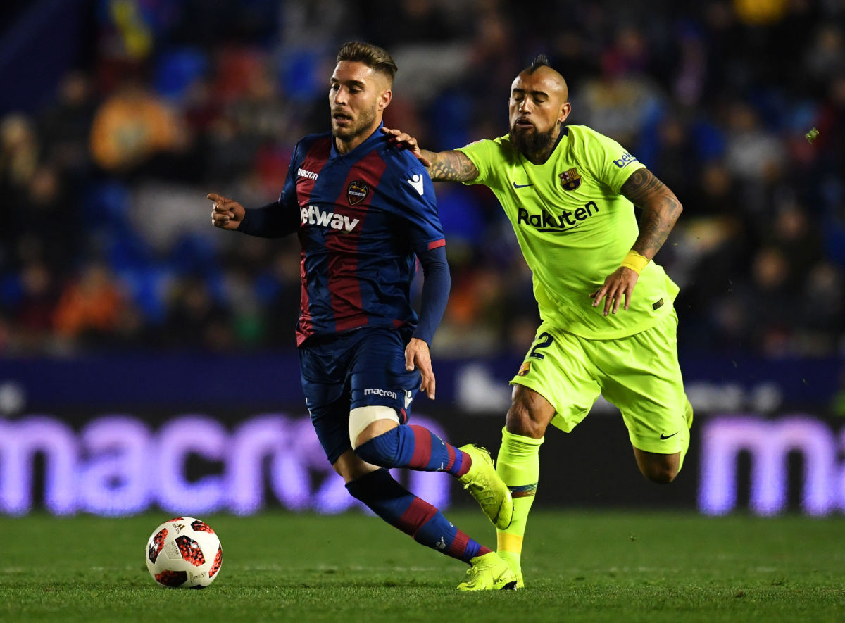 levante-v-fc-barcelona-copa-del-rey-round-of-16-5c37c671e495e28243000004.jpg