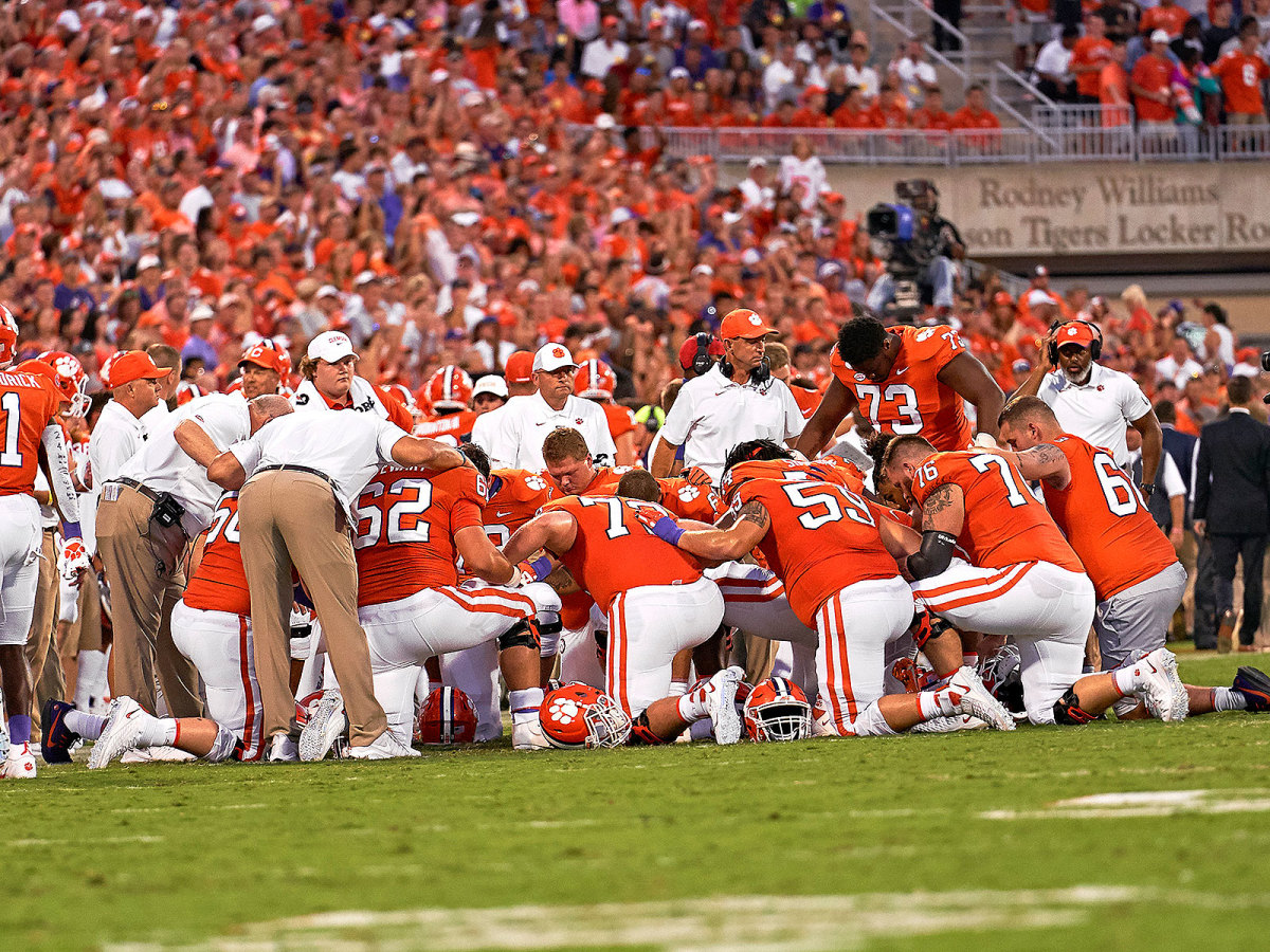 clemson-pray-inline.jpg