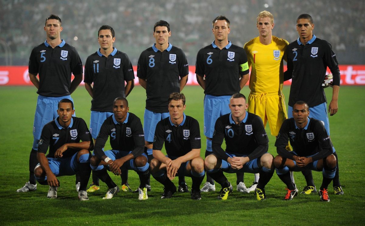 England's team pose for photographers pr