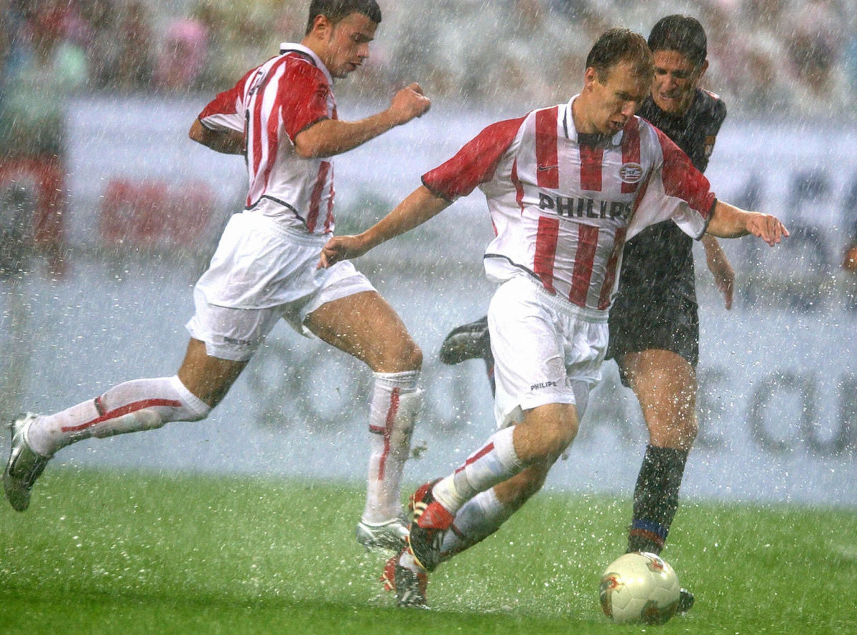 dutch-team-psv-eindhoven-football-player-5d1e1f35cbdf71ebd1000001.jpg