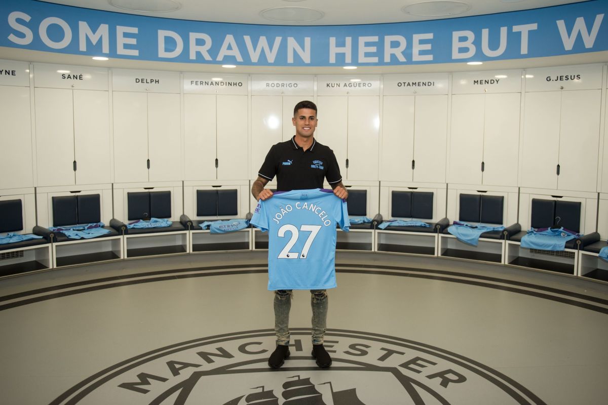 fbl-eng-pr-man-city-cancelo-5d74c7a751ff54a11f000002.jpg