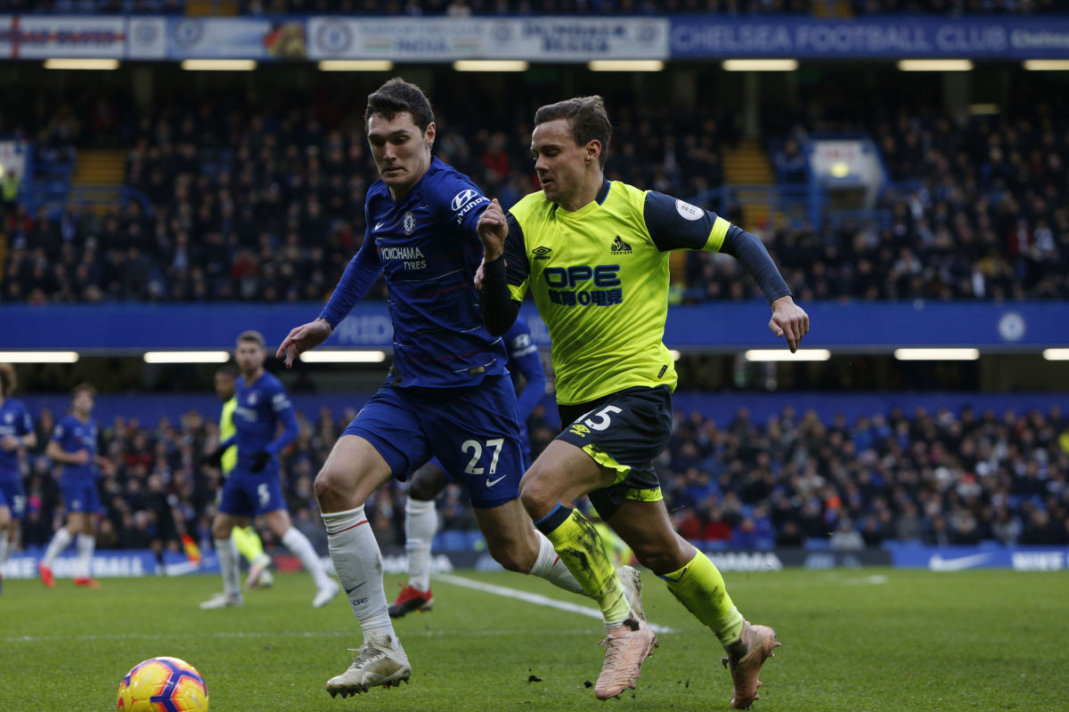chelsea-fc-v-huddersfield-town-premier-league-5c685c0cb0d66f4e5e000001.jpg