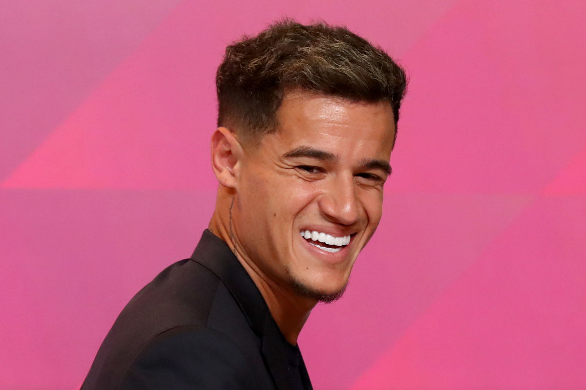 fc-bayern-muenchen-unveils-new-signing-philippe-coutinho-5d5aa36587ca989275000001.jpg