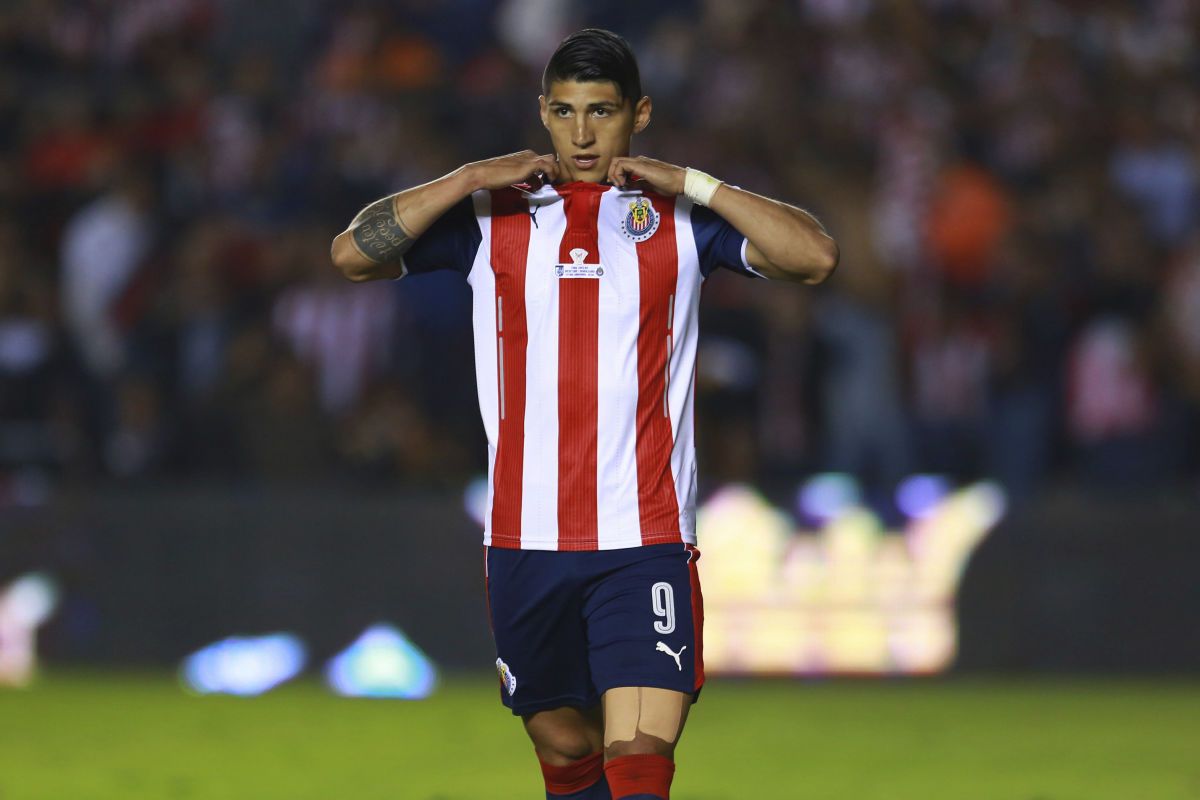queretaro-v-chivas-final-copa-mx-apertura-2016-5d16ec6faca449c162000001.jpg