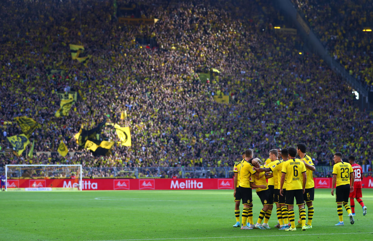 borussia-dortmund-v-bayer-04-leverkusen-bundesliga-5d7e6a776b556e1f18000003.jpg