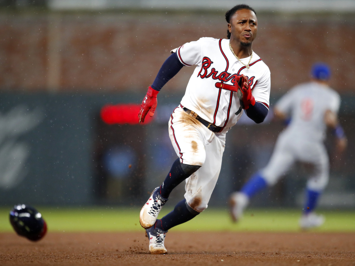 ozzie-albies-braves-inline-stock-ticker-end-april.jpg