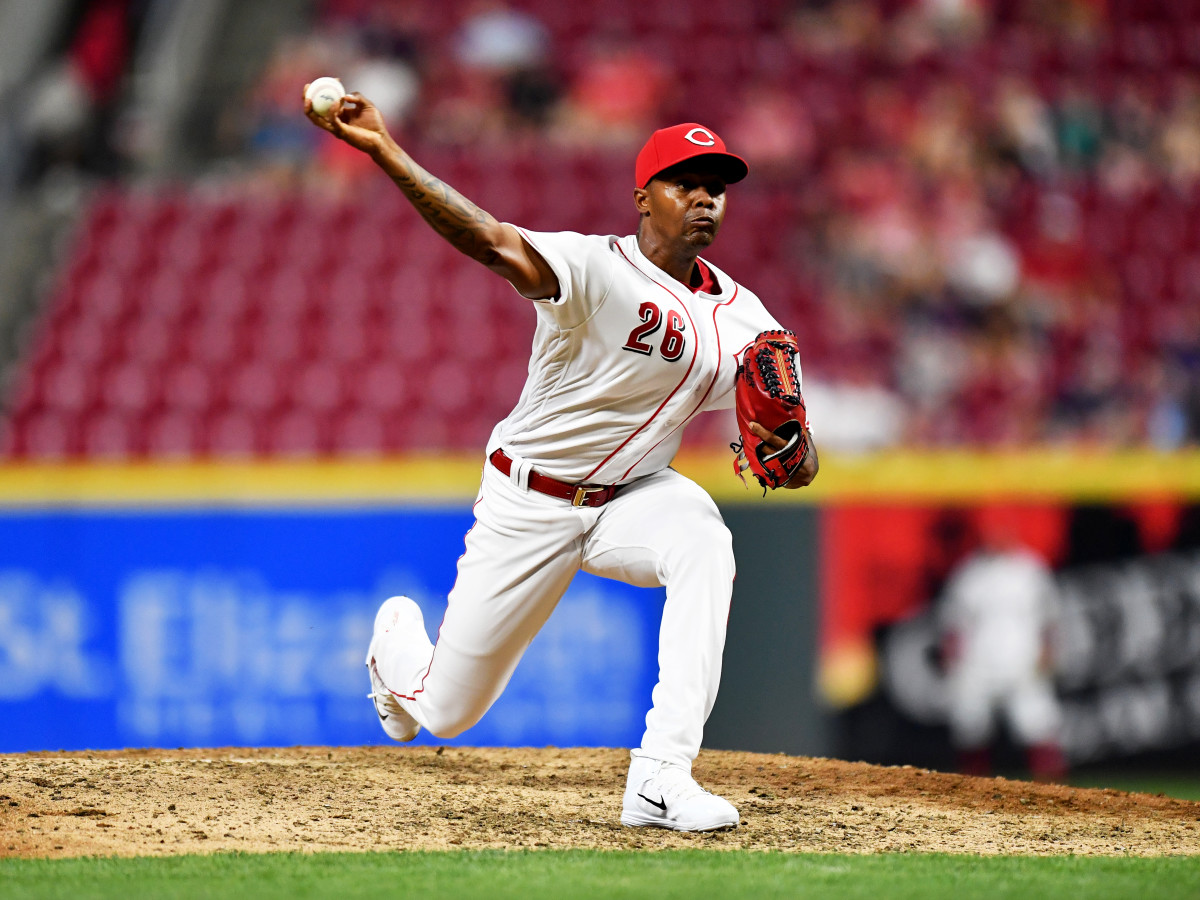 raisel-iglesias-reds-preview-2.jpg