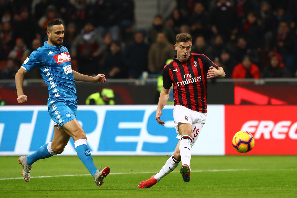 ac-milan-v-ssc-napoli-coppa-italia-5c50e8f79aa5a4832c00001c.jpg