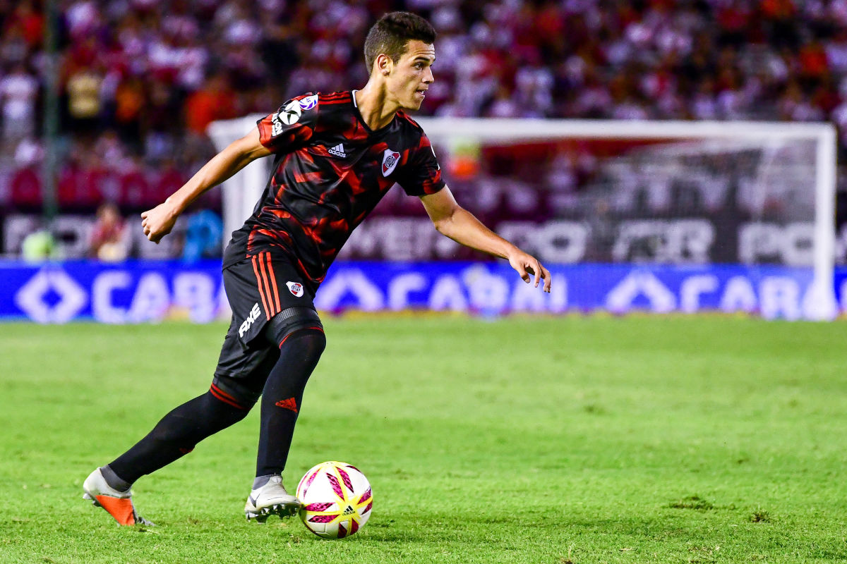 river-plate-v-newell-s-old-boys-superliga-2018-19-5c819e46b66f15d307000001.jpg