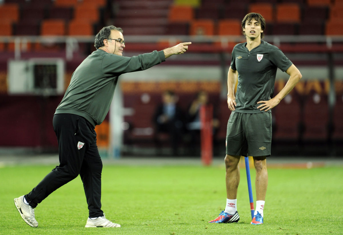 athletic-bilbao-s-coach-marcelo-bielsa-5c866b56b8a685763d000001.jpg