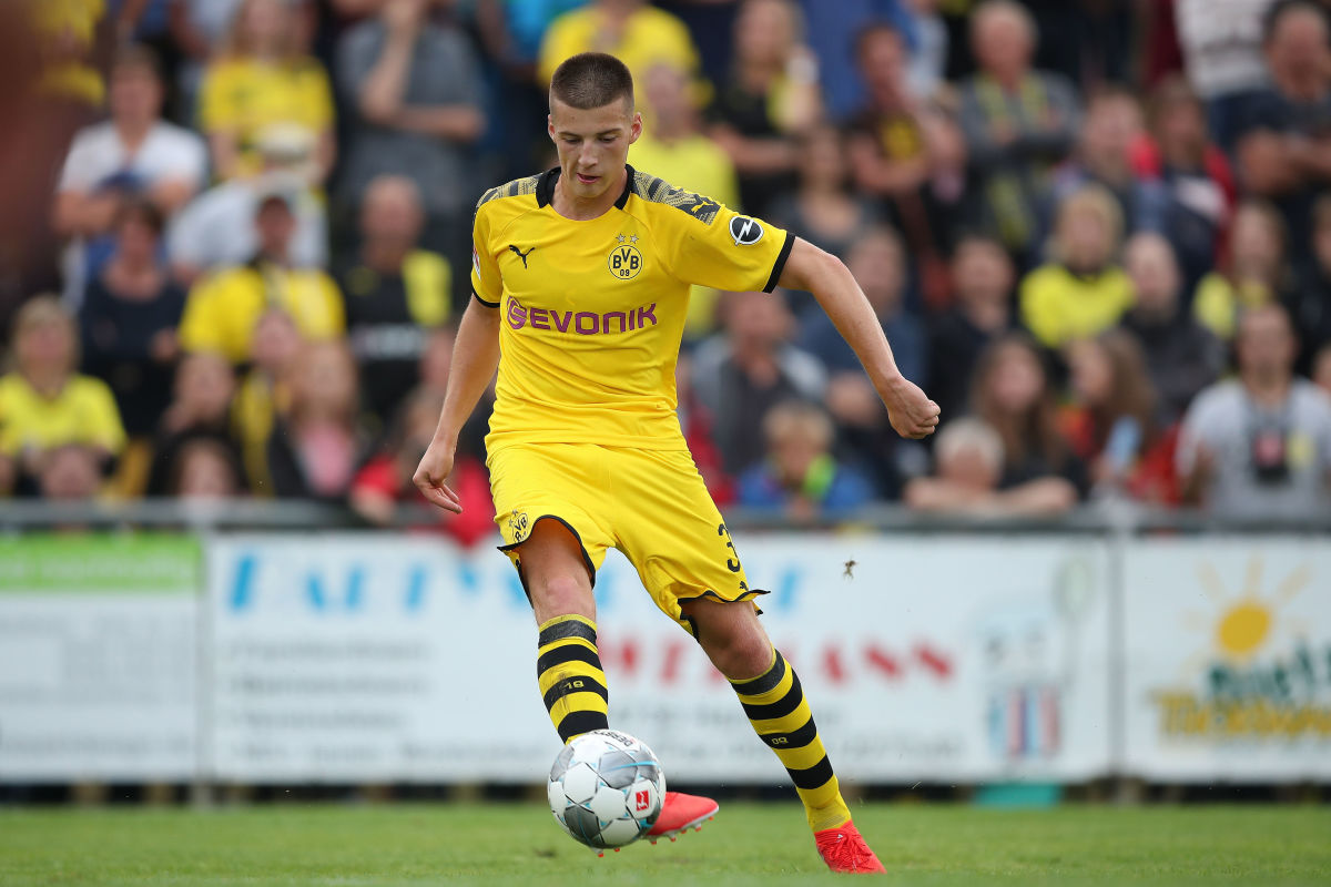 fc-schweinberg-v-borussia-dortmund-pre-season-friendly-5d36d8702c3b6778b600000d.jpg