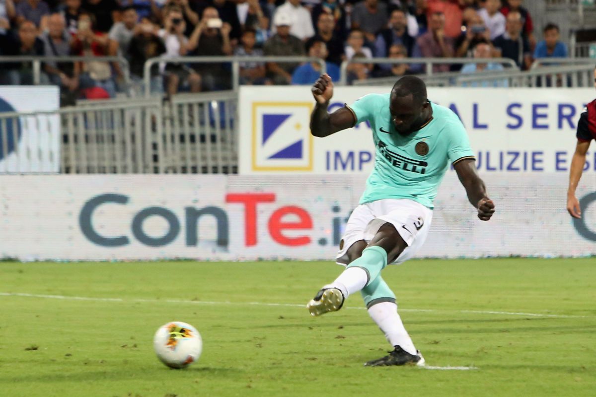 cagliari-calcio-v-fc-internazionale-serie-a-5d81ed884ce54835e2000001.jpg