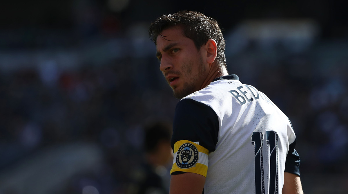 Alejandro Bedoya yells at Congress to end gun violence after goal