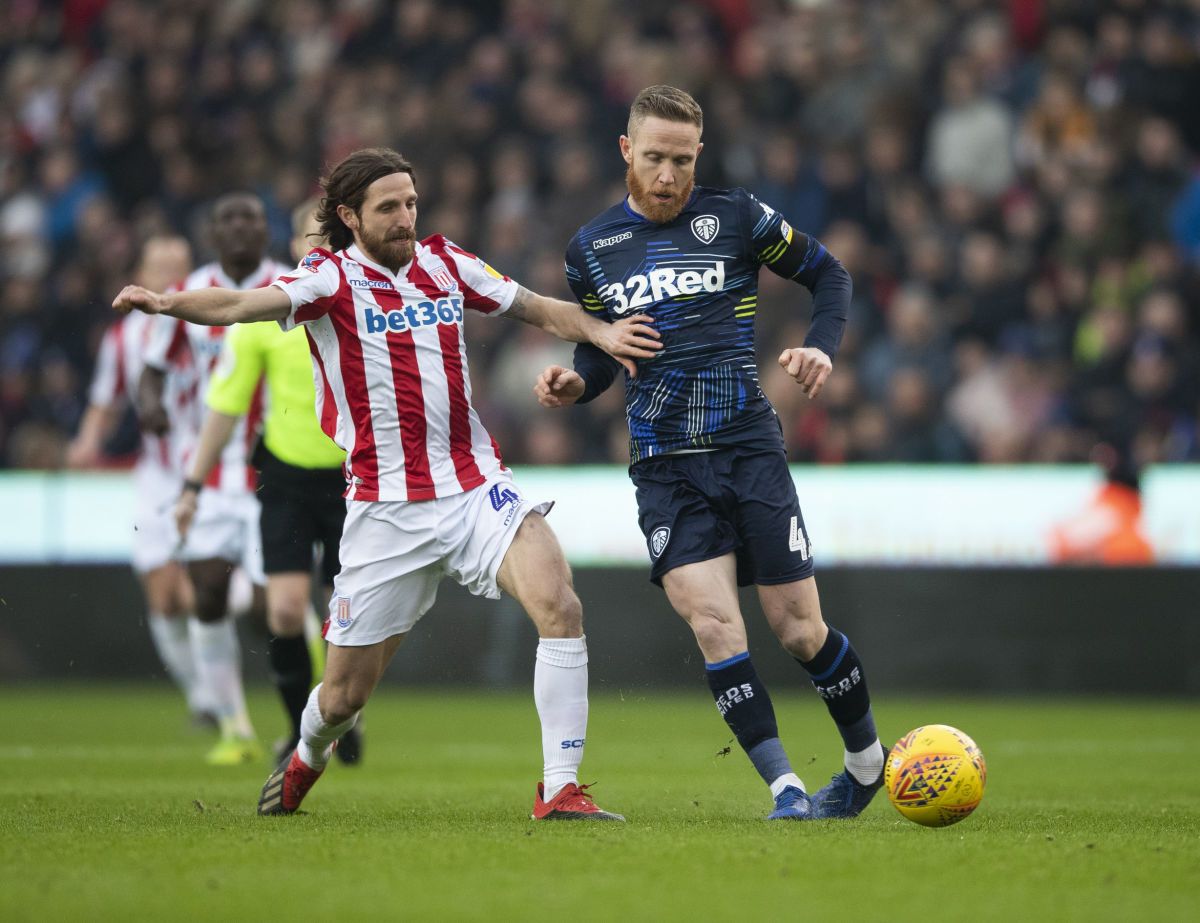 stoke-city-v-leeds-united-sky-bet-championship-5c9b70f1bf07cc165900001b.jpg