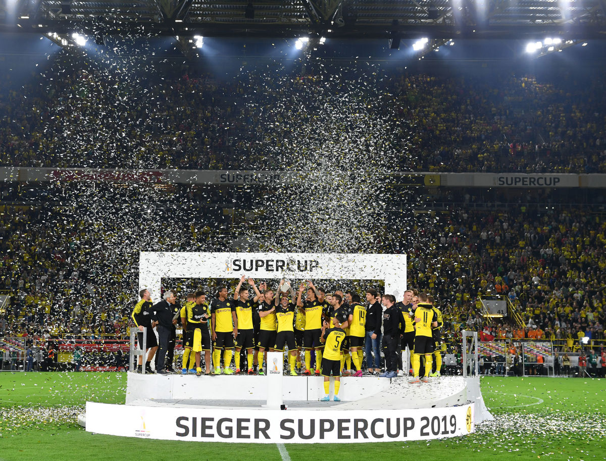 borussia-dortmund-v-bayern-munchen-dfl-supercup-2019-5d5d3cd922daf42822000001.jpg