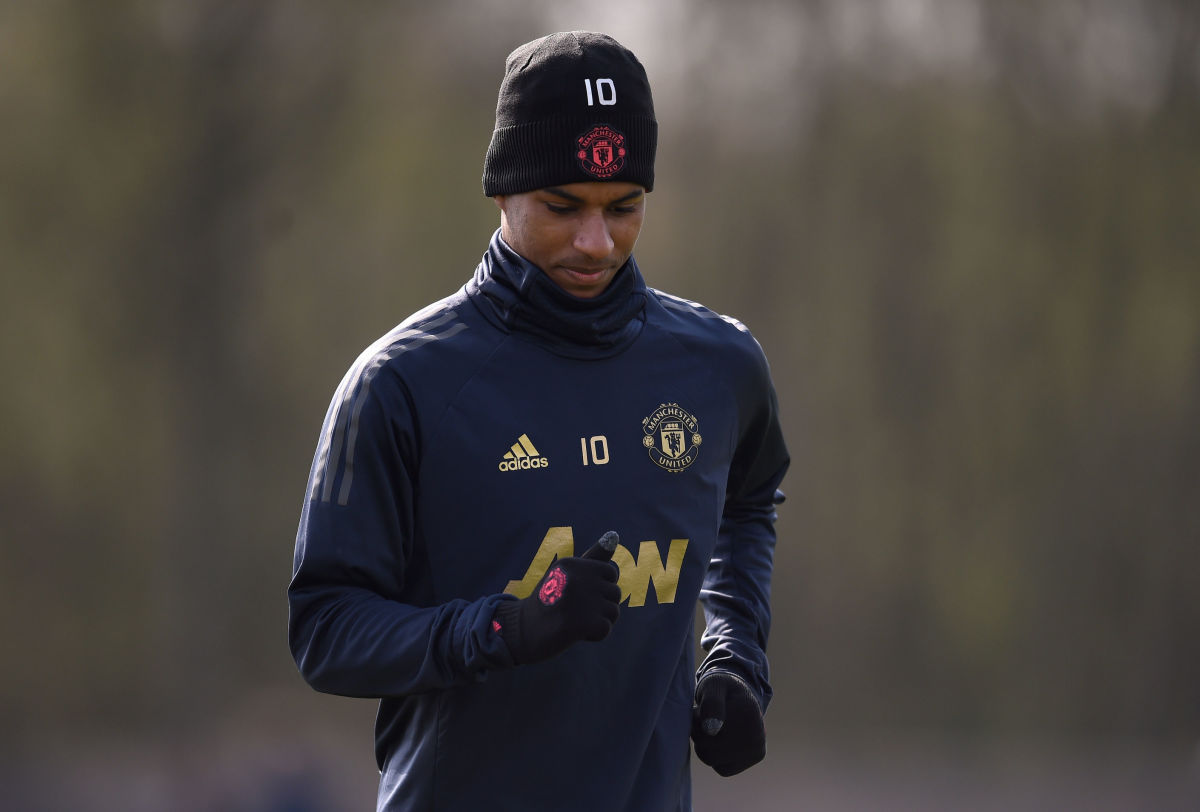 manchester-united-training-session-5cad97818470338d0e000001.jpg