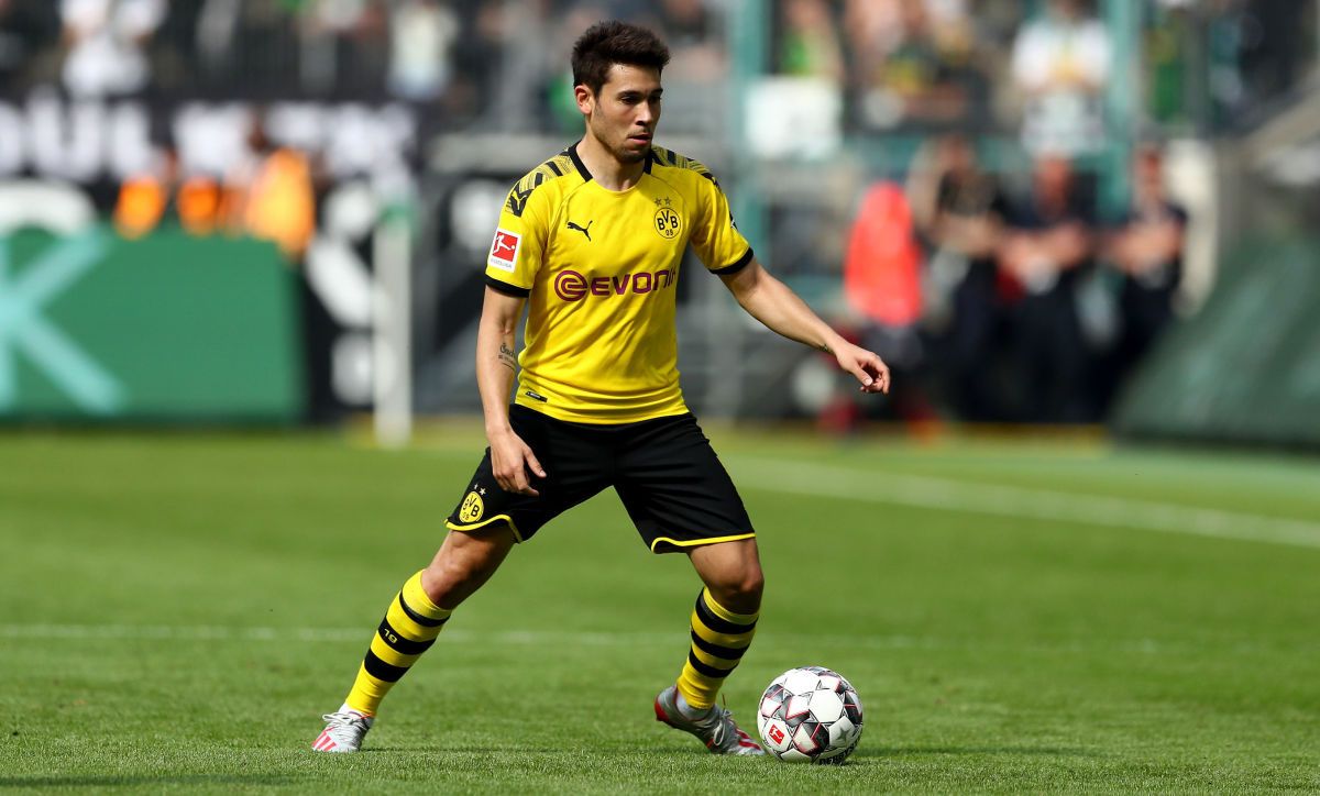 borussia-moenchengladbach-v-borussia-dortmund-bundesliga-5d04b87664c8a73bac000003.jpg