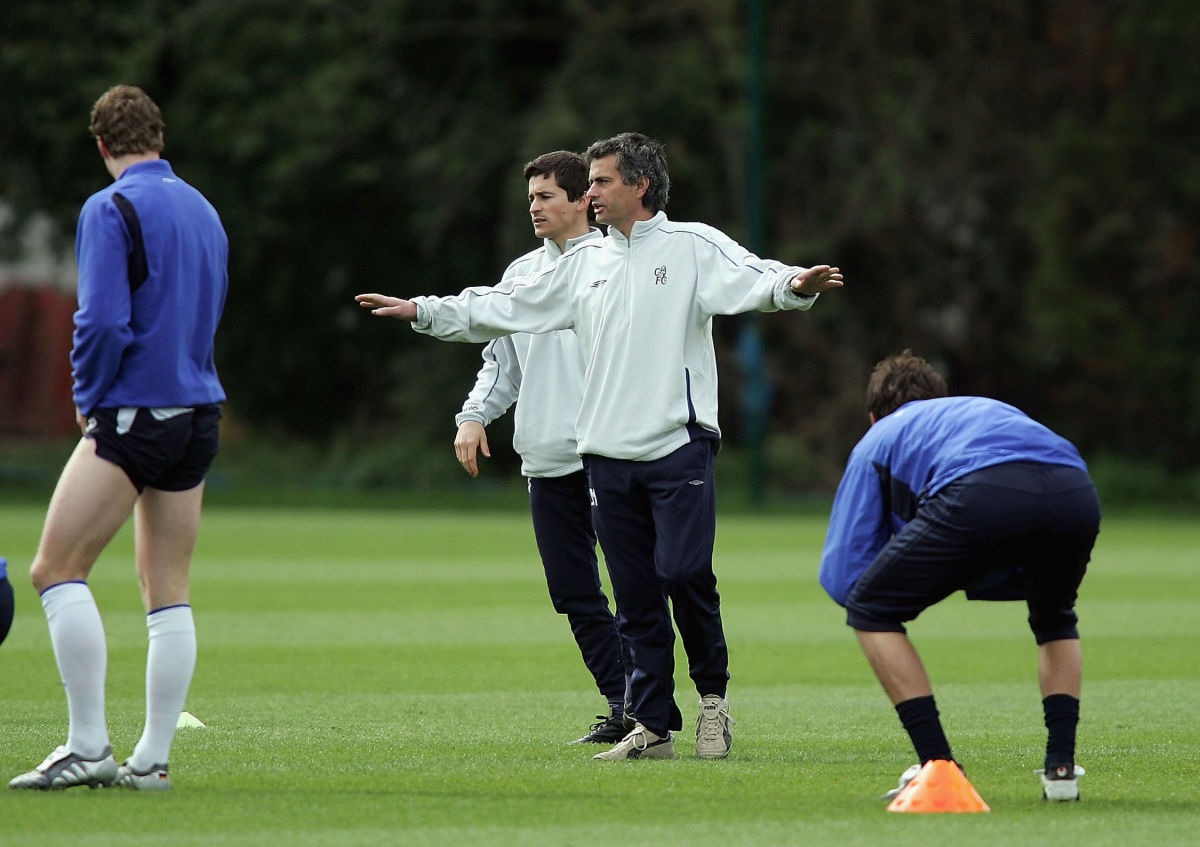 chelsea-training-session-5c44a44cdeb6ee95be00000a.jpg