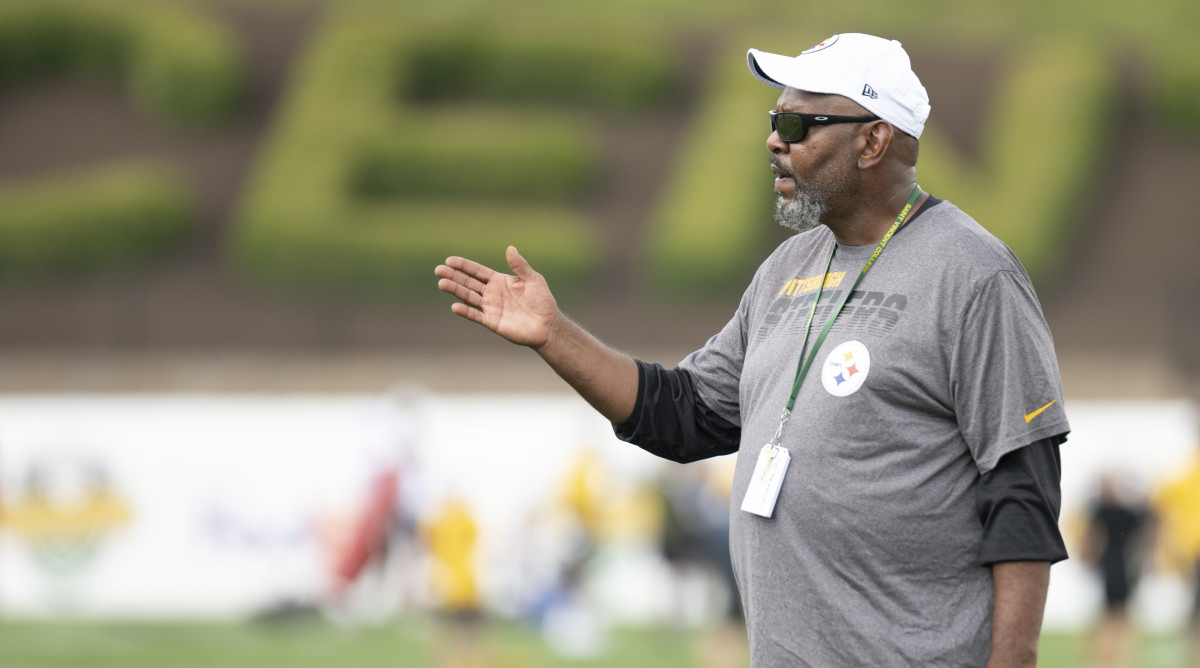 Darryl Drake death: Steelers wide receivers coach dies at 62 - Sports  Illustrated