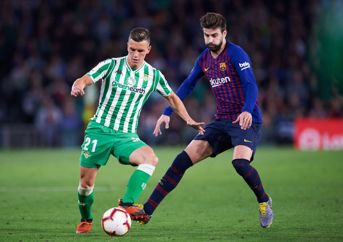 real-betis-balompie-v-fc-barcelona-la-liga-5ced5207bb483256b0000001.jpg