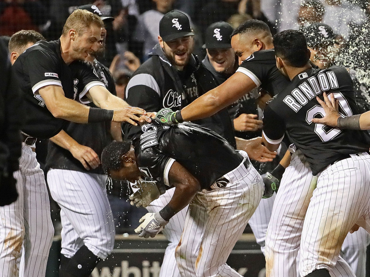 tim-anderson-walk-off.jpg