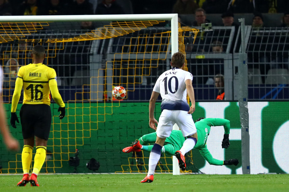 borussia-dortmund-v-tottenham-hotspur-uefa-champions-league-round-of-16-second-leg-for-santander-5c7ef94ae17e107303000001.jpg