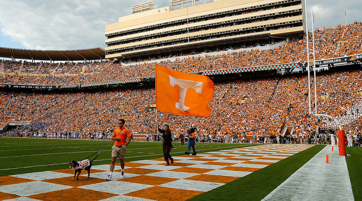 Tennessee Football To Sell Alcohol At Neyland Stadium