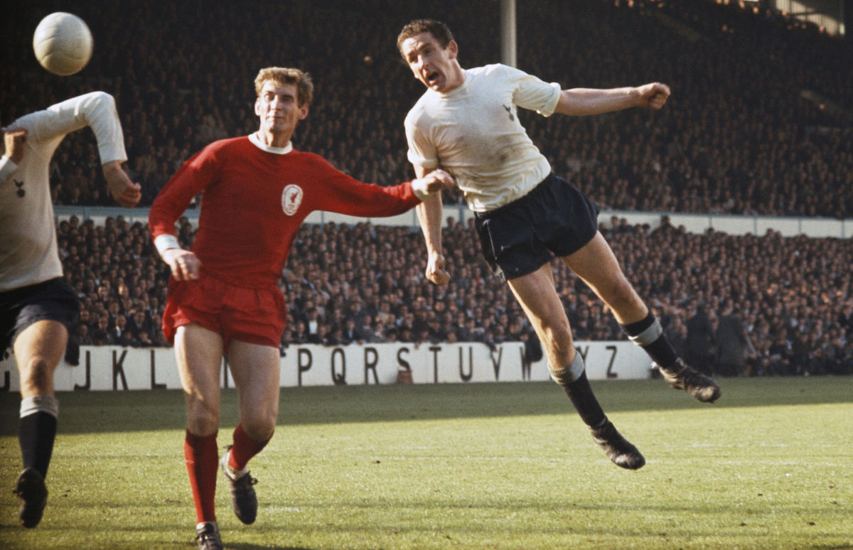 dave-mackay-5c99f73672dcb8f05f00001c.jpg