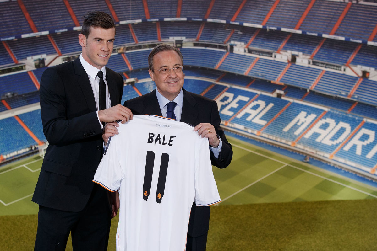 gareth-bale-officially-unveiled-at-real-madrid-5d2c9bfa68d6099e75000001.jpg