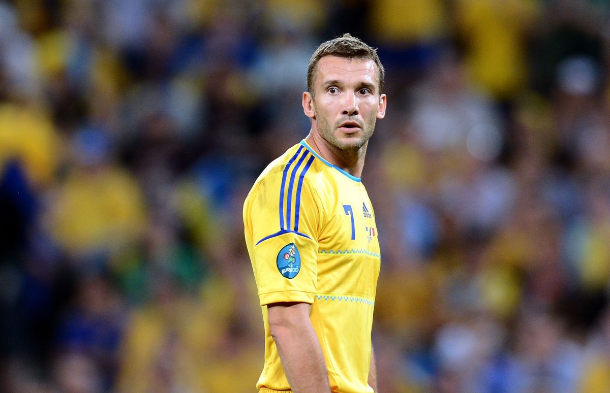 ukrainian-forward-andriy-shevchenko-look-5d17ddc1aca4495eaf000001.jpg